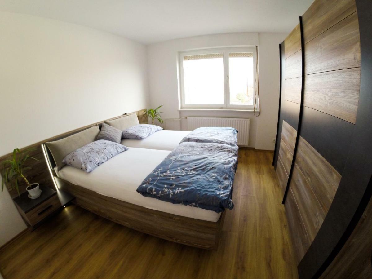 Apartments Andrej - Poetovio & פטוי מראה חיצוני תמונה